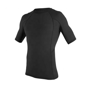 เสื้อคอมเพรสชั่นแขนสั้นแบบใหม่ ดีไซน์คลาสสิค พิมพ์ลาย สำหรับเล่นกีฬากลางแจ้ง ป้องกันการเกิดผื่น สำหรับผู้ชาย - Product Image 2