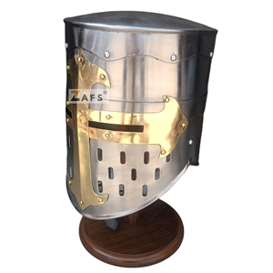 Casco Medieval de Cruzado, Armadura de Caballero Templario de Acero Suave con Diseño de Cruz de Latón para Cosplay, Reenactamiento y Coleccionismo - Product Image 3