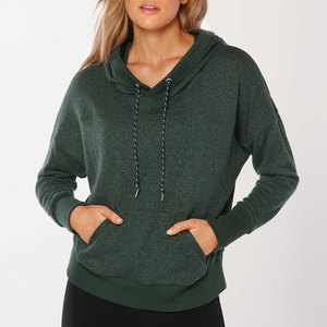 Sweat-shirt à capuche personnalisé avec logo vert foncé mélangé pour femmes, en molleton doux, à capuche croisée, pour l'entraînement, fabriqué par Twin City - Product Image 4
