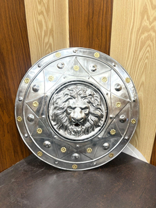 Escudo Metálico con Cabeza de León Medieval, Diseño de León en Relieve Plateado Antiguo, Arte Decorativo de Pared Metálico Vintage para Decoración del Hogar - Product Image 6