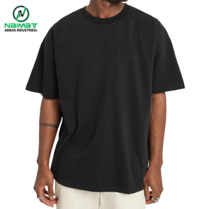 เสื้อยืดโอเวอร์ไซส์สีดำสำหรับผู้ชาย ลายตัวอักษร ผ้าฝ้าย 100% เนื้อหนา ดีไซน์ไหล่ตก - Product Image 3