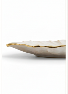 Bol de service en céramique fait main, blanc avec bordure dorée, design minimaliste, pour la table et les cadeaux - Product Image 4