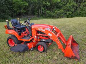 Tractor Kubota BX1870 de Uso Pesado, Apto para Agricultura, Jardinería y Aplicaciones Utilitarias con Ingeniería Duradera - Product Image 6
