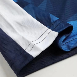Uniforme de football respirant en polyester 100% de qualité supérieure, couleur personnalisée, très vendu, fabriqué au Pakistan - Product Image 5
