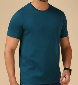 Camiseta de Hombre Personalizada de Alta Calidad OEM, Transpirable, Cómoda, Ecológica, 100% Algodón, Estilo Casual Urbano - Product Image 2