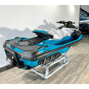Jet ski avec une grande capacité de réservoir de carburant pour des voyages aquatiques prolongés et des activités d'aventure. - Product Image 6