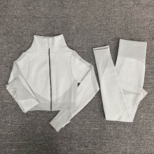 Conjuntos de yoga de 3 piezas para verano, conjuntos de yoga de dos piezas para mujer talla grande, ropa deportiva, conjunto de yoga de 3 piezas para mujer - Product Image 5