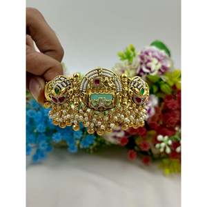 Inovamart Fashion Bangle-Shreya South Temple Openable Indian Ethnic Brass Casual Jewellery - Product Image 3