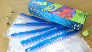 Sac alimentaire à double fermeture éclair pour l'emballage alimentaire industriel, favorisant un stockage sécurisé et l'intégrité des produits - Product Image 5