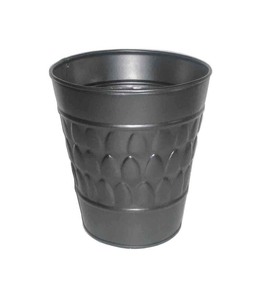 Metal <b>Dustbin</b> with Elegant Embossed Design for Residential Commercial Use - Product Image 1