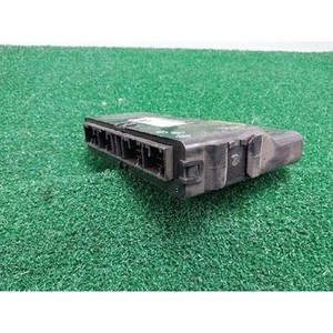 ES a utilisé des ECU et des modules informatiques 8954033301 - Product Image 3