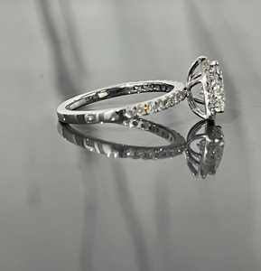 Bague de fiançailles unisexe en moissanite taille trionne avec halo de diamants, en argent 925 original, bijou de promesse de mariage raffiné pour partenaire - Product Image 2