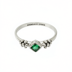 1.5 Gram Fine <b>Peridot</b> <b>Ring</b> - Product Image 2