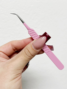 Pince à épiler pour extensions de cils couleur or avec design taillé en diamant, pince à épiler à pointe large 90° pour extensions de cils volume russe dorées - Product Image 1