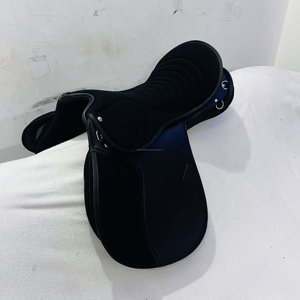 Selle Western en satin véritable noir de 18 pouces Selle anglaise synthétique de luxe pour personne de 75 à 95 kg - Product Image 4