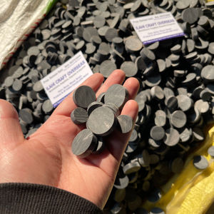 Botones de Cuerno de Búfalo al por Mayor, Negros, en Tamaños de 16mm/19mm/21mm/23mm/26mm/29mm/31mm para Accesorios de Ropa - Product Image 1