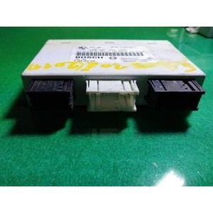 ECUs et modules informatiques d'occasion Série 3 9225824 - Product Image 4