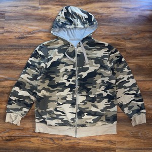 Sudadera con capucha de algodón inspirada en el camuflaje, hecha a mano, con acabado vintage lavado al ácido, corte holgado y corto, con cremallera. - Product Image 3
