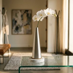 Vase de table artisanal en acier satiné SS304 de 12 cm avec base en marbre véritable Sadaf, vase en acier filé pour la décoration intérieure, les hôtels et les mariages - Product Image 2