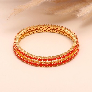Brazalete Tradicional del Sur de la India de Latón con Perlas de Coral, Chapado en Oro de 22K, Joyería Festiva - Product Image 4
