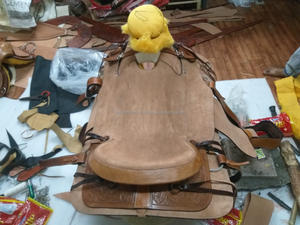 Sillín de caballo de cuero occidental de lujo con Conchos decorativos Cuero Western Roping Ranch Rough Out Wade Saddle - Product Image 5