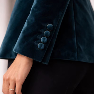 Blazer de Terciopelo de Lujo para Mujer - Product Image 1