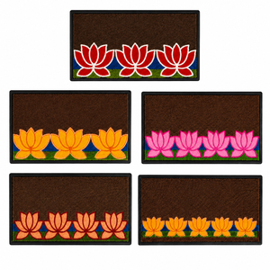 Tapis de porte personnalisable à motif floral, antidérapant, lavable, pour intérieur et extérieur, tapis de bienvenue décoratif pour la maison - Product Image 1