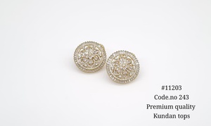 ต่างหูสตั๊ดกลม kundan 11203เพทายหินสีฟ้าลายดอกไม้ทำจากทองเหลืองเครื่องประดับต่างหูชุบสำหรับผู้หญิงชุดไปงานปาร์ตี้ - Product Image 6