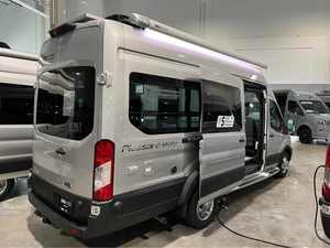 Ford Transit 350 Pleasure Way Ontour 2.2 AWD Clase B 2026 en Perfecto Estado - Product Image 2