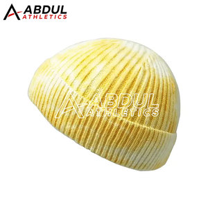 Gorro unisex de jacquard, elegante, cálido, de punto, ajuste flexible, ideal para correr, hacer senderismo y condiciones climáticas frías. - Product Image 3