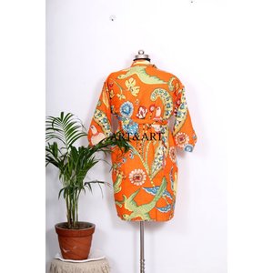 Robe en soie vintage pour femme, kimono bohème pour femme, vente en gros de kimonos de luxe sur mesure, peignoir kimono 100% soie - Product Image 4