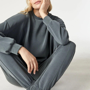 เสื้อสเวตเชิ้ตผ้าคอตตอนเทอร์รี่สำหรับผู้หญิง ไซส์พลัส ทรงหลวม แขนยาว ผ้าซักแล้ว สีพื้น เป็นมิตรต่อสิ่งแวดล้อม ระบายอากาศได้ดี - Product Image 5