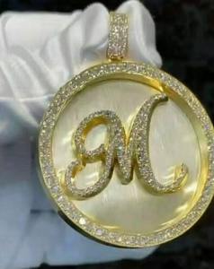 Collar con colgante de dos tonos plateado y chapado en oro, diseño Hip Hop Iced Out con bisel de esmeralda y moissanita VVS en corte baguette, para fiestas - Product Image 4