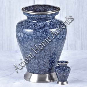 Urna de cremación de aluminio hecha a mano con ilustraciones detalladas recuerdo conmemorativo perfecto por Axiom Home Accents - Product Image 3