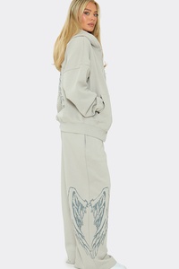 Pantalon de jogging ample et décontracté gris clair surdimensionné pour femme, en polyester et coton, avec logo personnalisé - Product Image 6