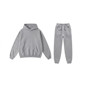 Ensemble de survêtement pour homme couleur crème, sweat-shirt à col rond 100% coton et pantalon de jogging avec poches latérales, coupe régulière, vêtements décontractés - Product Image 6