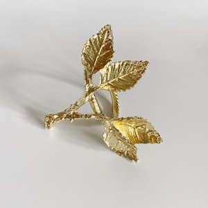 Anneaux de serviette en acier inoxydable pour la décoration de table, porte-serviettes élégants réutilisables pour la maison et les restaurants - Product Image 4