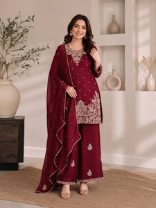 Costumes Salwar de qualité supérieure pour mariage, disponibles à prix de gros pour l'exportation depuis l'Inde - Product Image 1