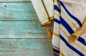 Cuerno de Shofar Israelí Genuino, Acabado Tradicional Semi-Pulido, Perfecto para Rituales y Ceremonias Judías y para Coleccionistas - Product Image 2