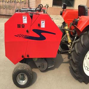 Machine à balles de foin et de paille polyvalente robuste, mini-presse à foin pour tracteur, presse à balles rondes pour herbe, disponible à la vente - Product Image 3