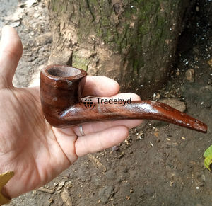 Pipa de Tabaco de Madera Natural Hecha a Mano, Madera Lacada, Accesorio para Fumar Moderno y Ecológico de Tradebyd - Product Image 3