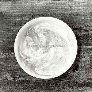 Meilleurs plateaux de service en résine faits à la main, excellente qualité, résine, couleur blanche, texture marbrée, assiettes de service alimentaires de couleur personnalisée - Product Image 1