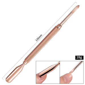 Herramienta de doble punta de acero inoxidable para remover cutículas, ideal para manicura, pedicura, cuidado de uñas y uso en salones de belleza. - Product Image 4