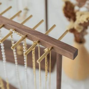 Soporte Organizador de Joyas de Barra Ancha con Barra Colgante Extendida, Exhibidor de Collares, Almacenamiento Anti-Enredos, Base Estable, Elegante para Tocador - Product Image 3