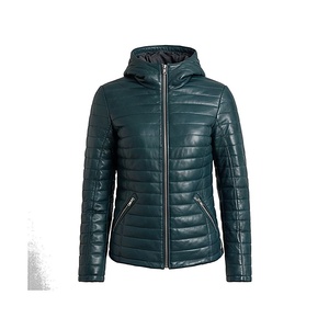Veste matelassée à capuche en cuir véritable, manches longues, vêtement d'extérieur d'hiver, rembourrage en polyester, fermeture éclair, couleur unie - Product Image 1