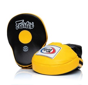 เป้าซ้อมมวยหนังแท้สีดำเหลืองยี่ห้อ Fairtex รุ่น CP-FM-16 สำหรับฝึกซ้อมมวยแบบมืออาชีพ - Product Image 5