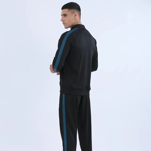 ชุดวอร์มกีฬาผู้ชายแบบมีซิปเต็มตัว น้ำหนักเบา ผลิตตามสั่งจากโรงงาน ผลิตจากผ้าฟลีซสำหรับฤดูหนาว 100% โพลีเอสเตอร์ มีฮู้ด แขนเสื้อแบบสปอร์ต - Product Image 5