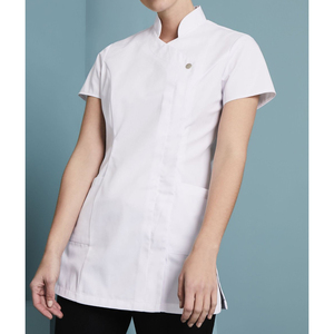 เสื้อคลุมสไตล์ร้านเสริมสวยสำหรับผู้หญิง แบบติดกระดุมและซิปด้านหน้า เสื้อทูนิคแฟชั่นสำหรับช่างทำผม เสื้อทูนิคสวยงาม - Product Image 3