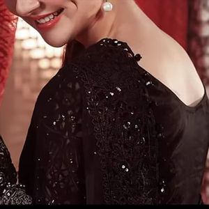Sari long en polyester brodé pour mariages, fêtes et événements culturels – Doux, infroissable, style pakistanais, anti-humidité - Product Image 3