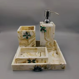 Juego de Accesorios de Baño de Resina con Textura Dorada de Mármol: Dispensador de Jabón Líquido, Portacepillos de Dientes, Jabonera y Bandeja para Tocador - Product Image 1